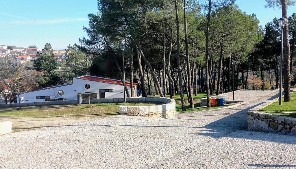 Douro Camping Miranda do Douro Exteriör bild